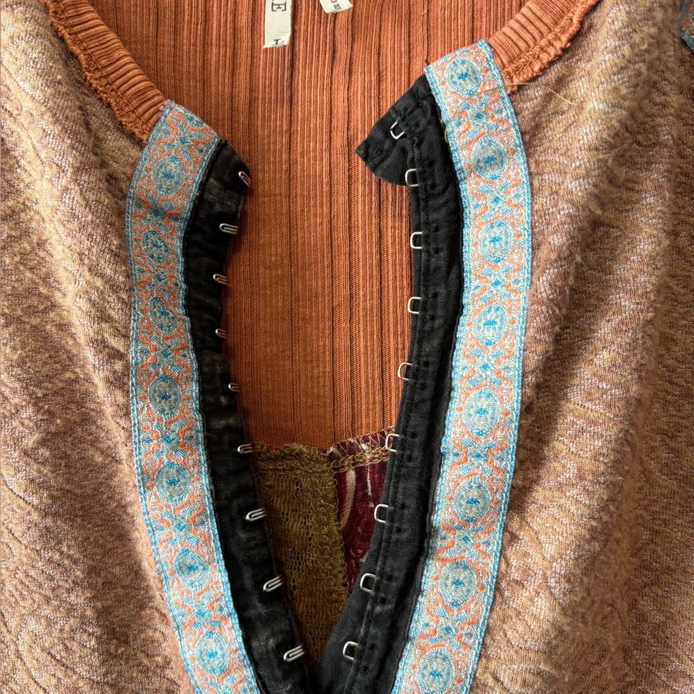 BKE | Gimmicks | Multicolor Patchwork Long Sleeve… - image 3